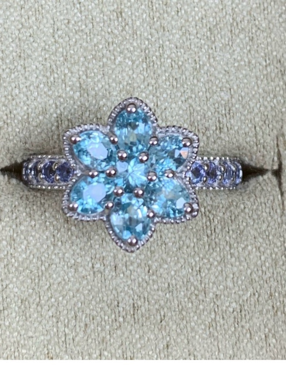 Blue Topaz and Tanzanite FlowerCluster Gemstone Ring - Unbranded
